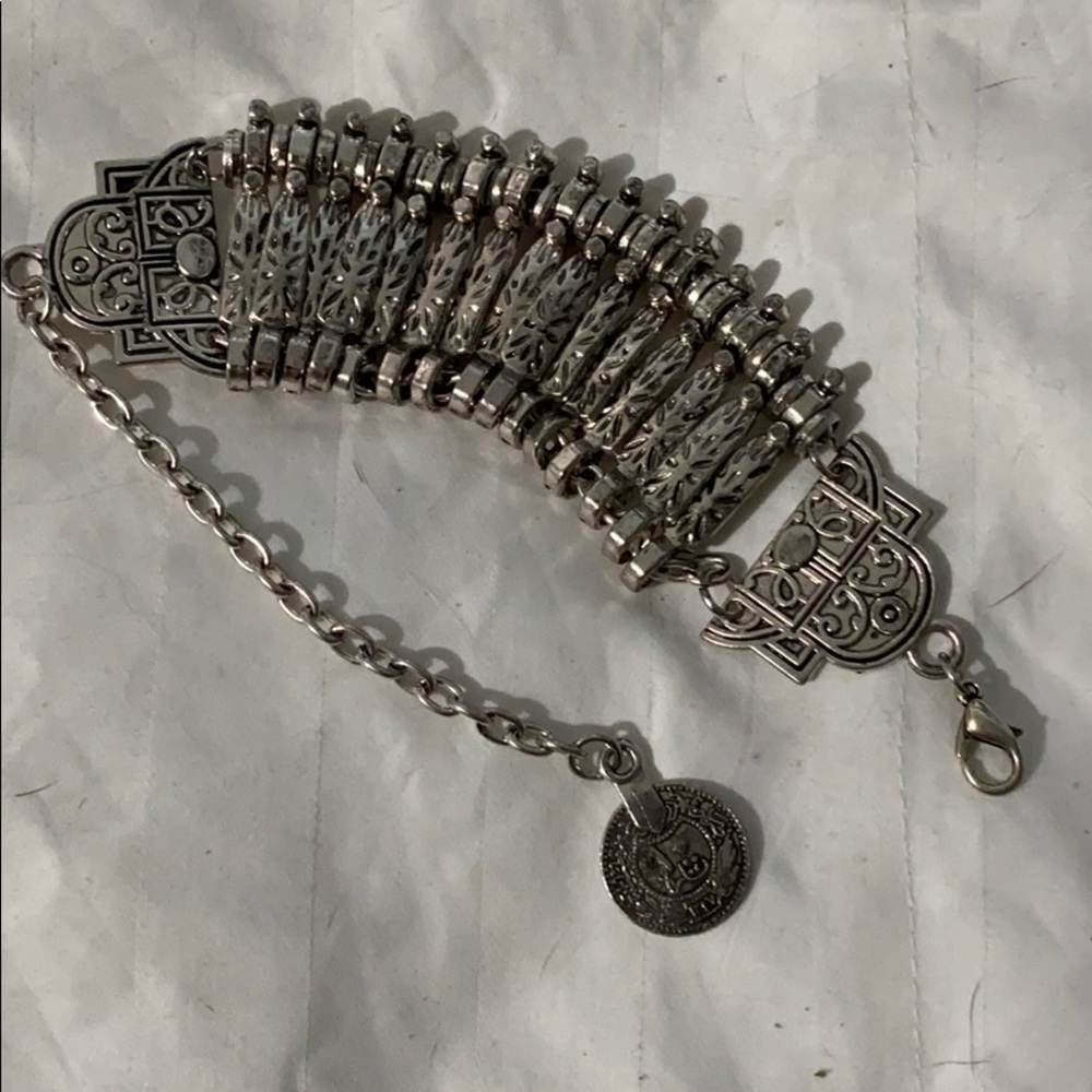 Lightweight Bracelet - image 1